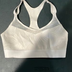 Victoria’s Secret Light sports bra small